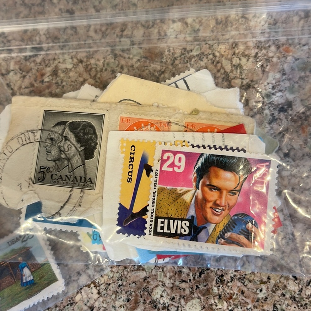 Stamp collection - Picture 6 of 7